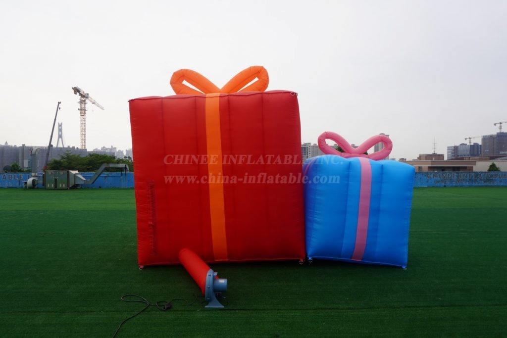 C1-184 Christmas Inflatables Colorful Gifts